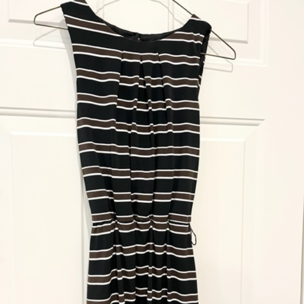 White House Black Market 00 NWT